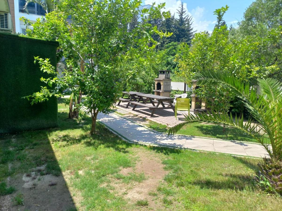 Daire Konyaalti'nda Luks Havuzlu 1+1